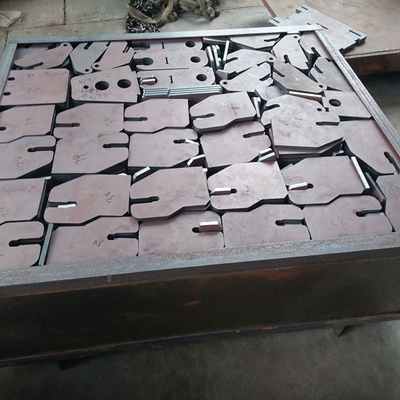 Kohlenstoffarmer 20mm CNC-Metalllaser-Ausschnitt hält Q235 zerteilt Flussstahl-Laser-Ausschnitt instand
