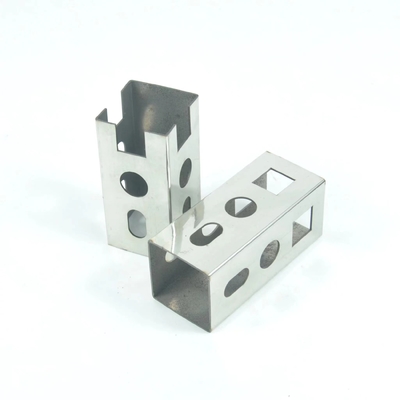 60mm Rohr-Laser CNC-3D, der das Edelstahl-Aluminium-Eisen-Stahl-Rohr schneidet Service schneidet