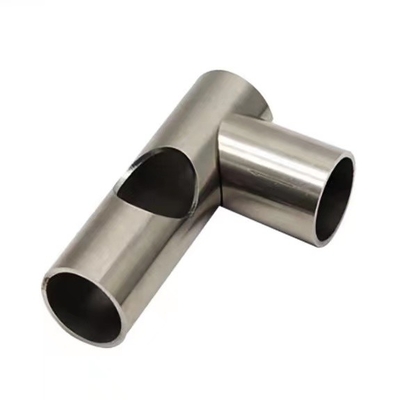 3mm API CNC-Rohr-Laser, der Metalledelstahl-Quadrat-Rohr-Laser schneidet Service schneidet